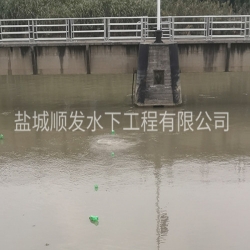 水下鋪設管道